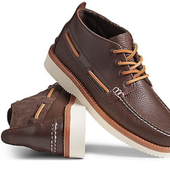 sperry chukkas